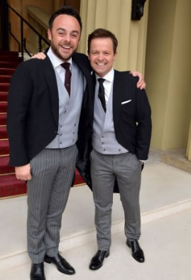ant and dec outside before te obe ceremony