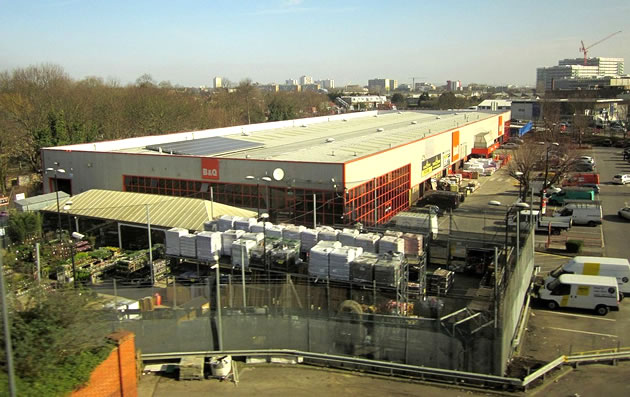 B&Q Reopens Chiswick Roundabout Store