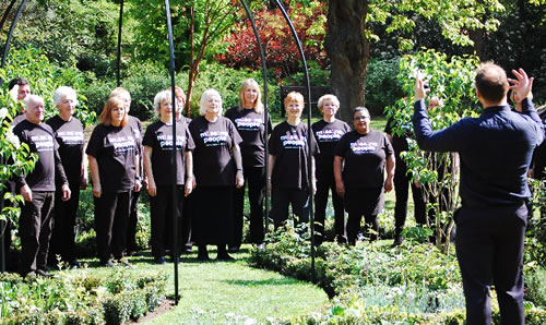 Missing Persons choir 
