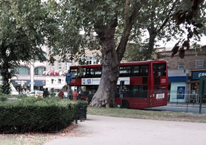 Bus stopped on Chiswick High Road