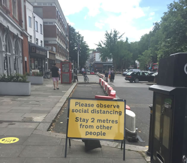 Parking bays suspended near Chiswick Police Station