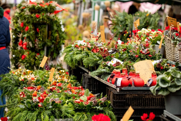 There will be a festive feel to the last Flower Market of the year