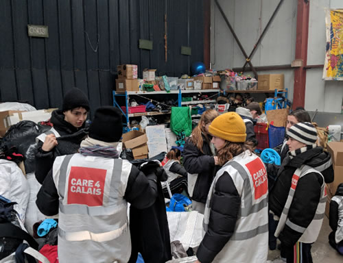students working in calais charity 