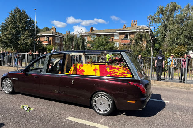 The state hearse as it passed through Chiswick