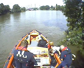 chiswick lifeboat rescue