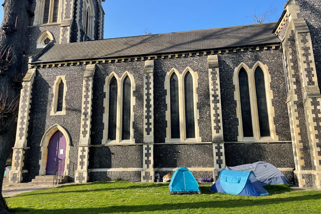 The encampment outside the Church on Turnham Green