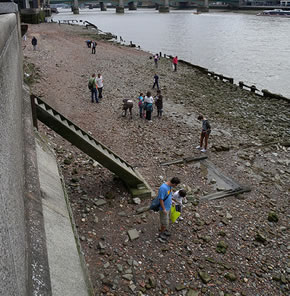 River Dipping with the Thames Explorer Trust 