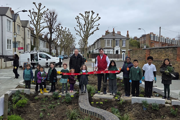 With Hammersmith Community Gardens Association and pupils from Greenside Primary School
