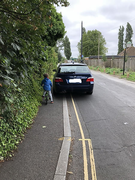 car badly parked dukes meadows 