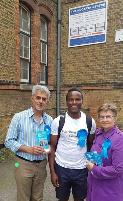 Cllr Ron Mushiso with Cllrs Biddolph and Gill at Hogarth Youth club in 2018