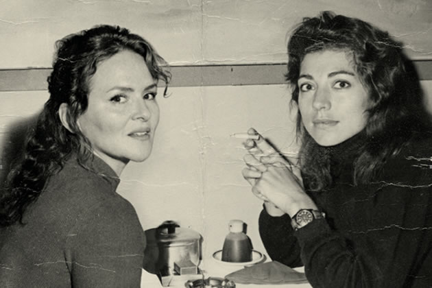 Emiliana Torrini (left) photoshopped to sit next to Geraldine Flower