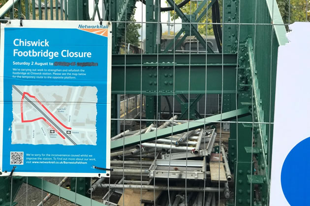 The footbridge is currently partially dismantled with no work taking place