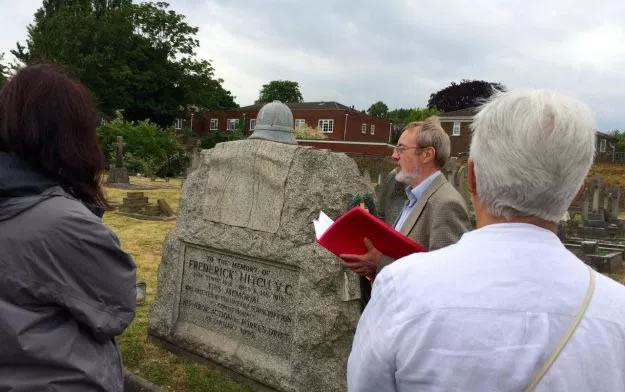 Malcolm Smith hosts a previous tour