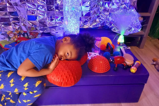 Chiswick 'Kidfluencer' Given Innovative Sensory Kit