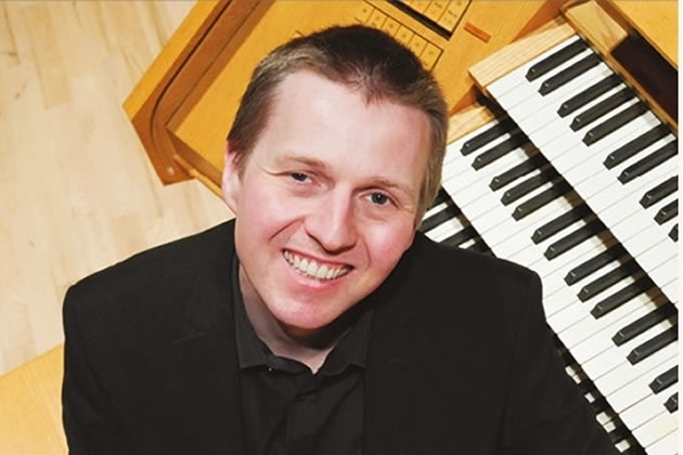 celebrity organist Jonathan Scott will perform a recital 
