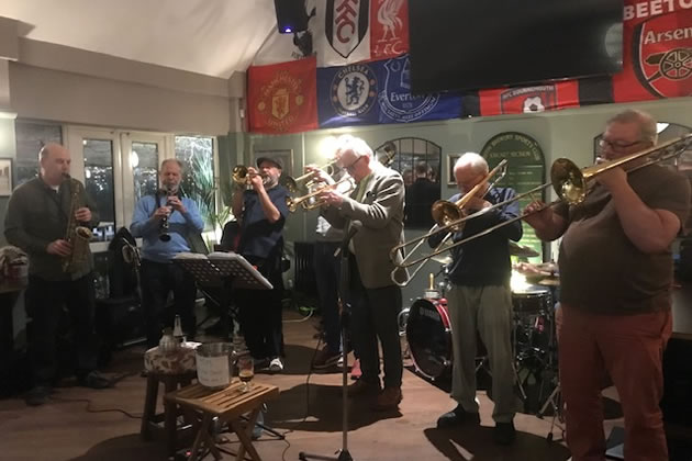 The Phil Brown Swingtet Returns to The Duck and Ball