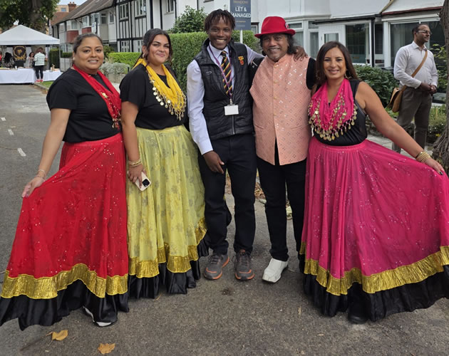 with Jay Kumar and his Bollywood dance troupe 