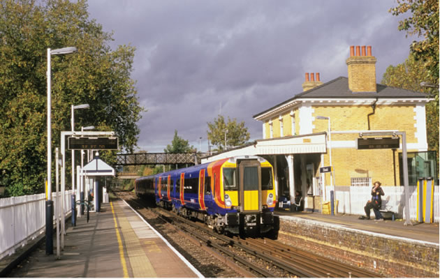 chiswick rail station 