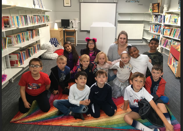 strand children in new library 